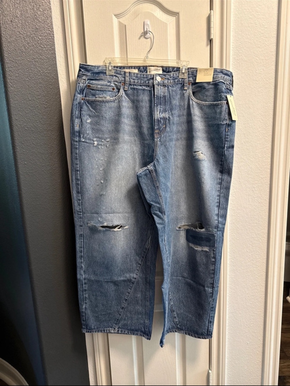 Universal Thread Womens Low Slung Jeans